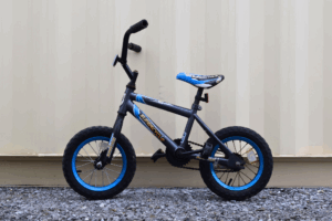 vélo de marque navada (25 po)