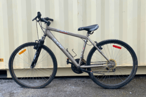 vélo de marque giant (24 po)